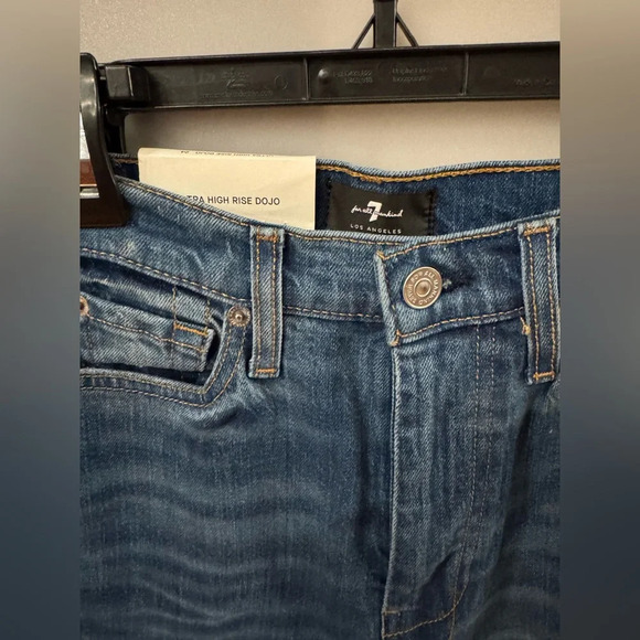 7 For All Mankind Dojo Ultrahigh Waist Flare Leg Jeans in Piney Size 24 - Picture 3 of 7